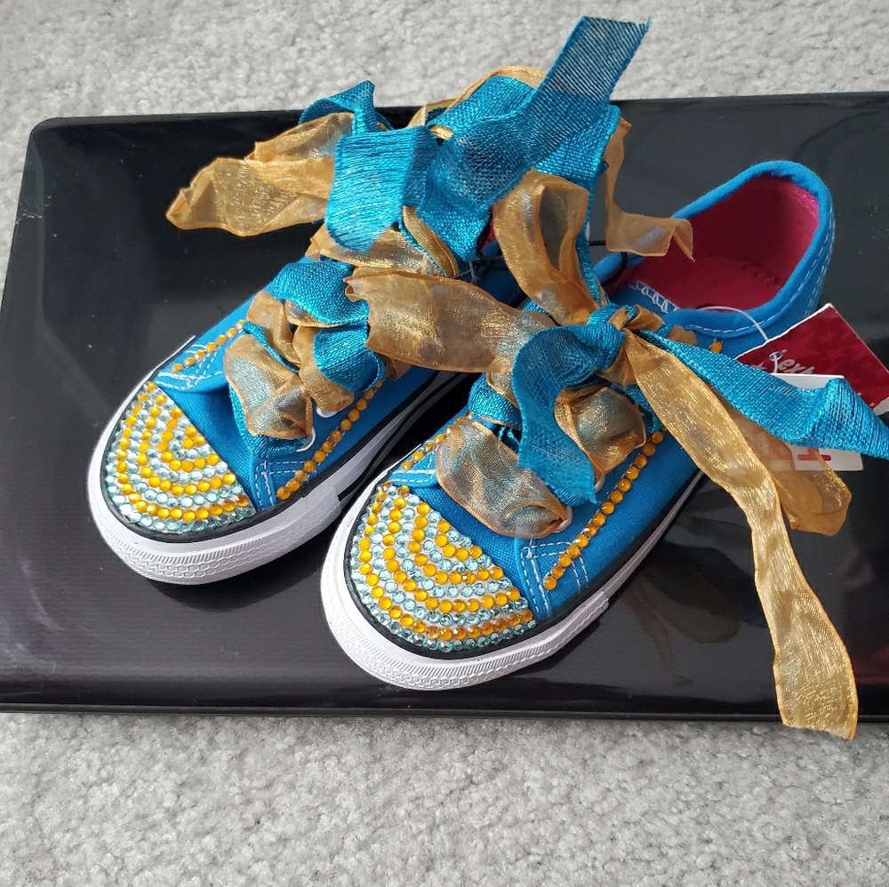 New Kids Turq Athletic Shoe